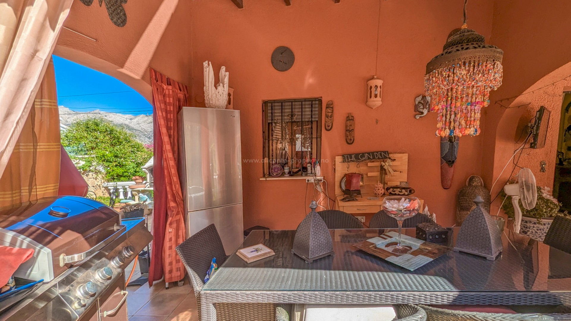 Hus / Villa i Orba Centro