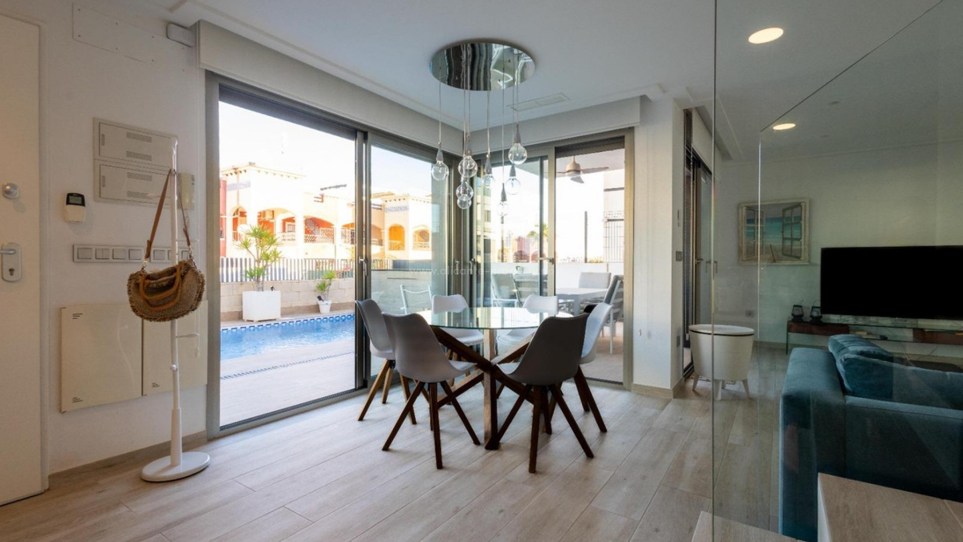 Hus / Villa i PAU 26