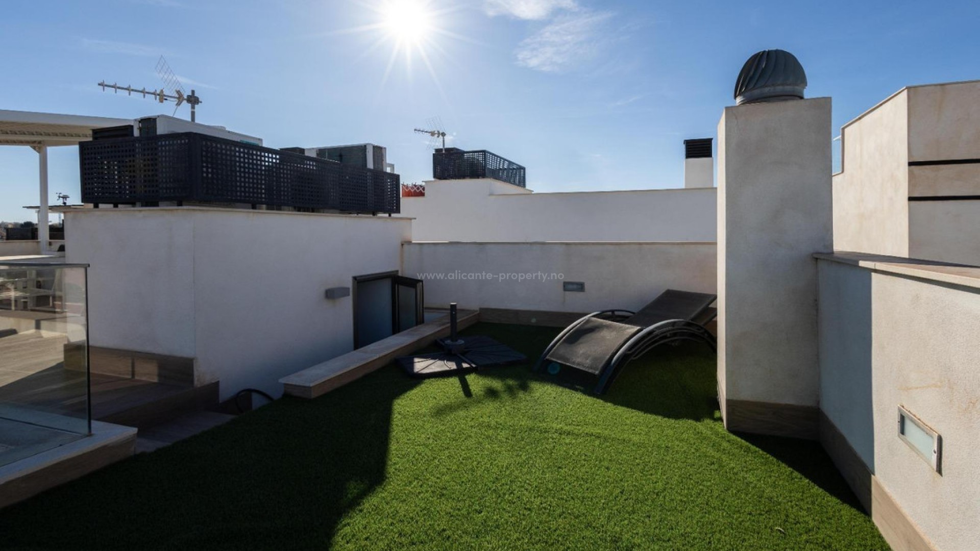 Hus / Villa i PAU 26