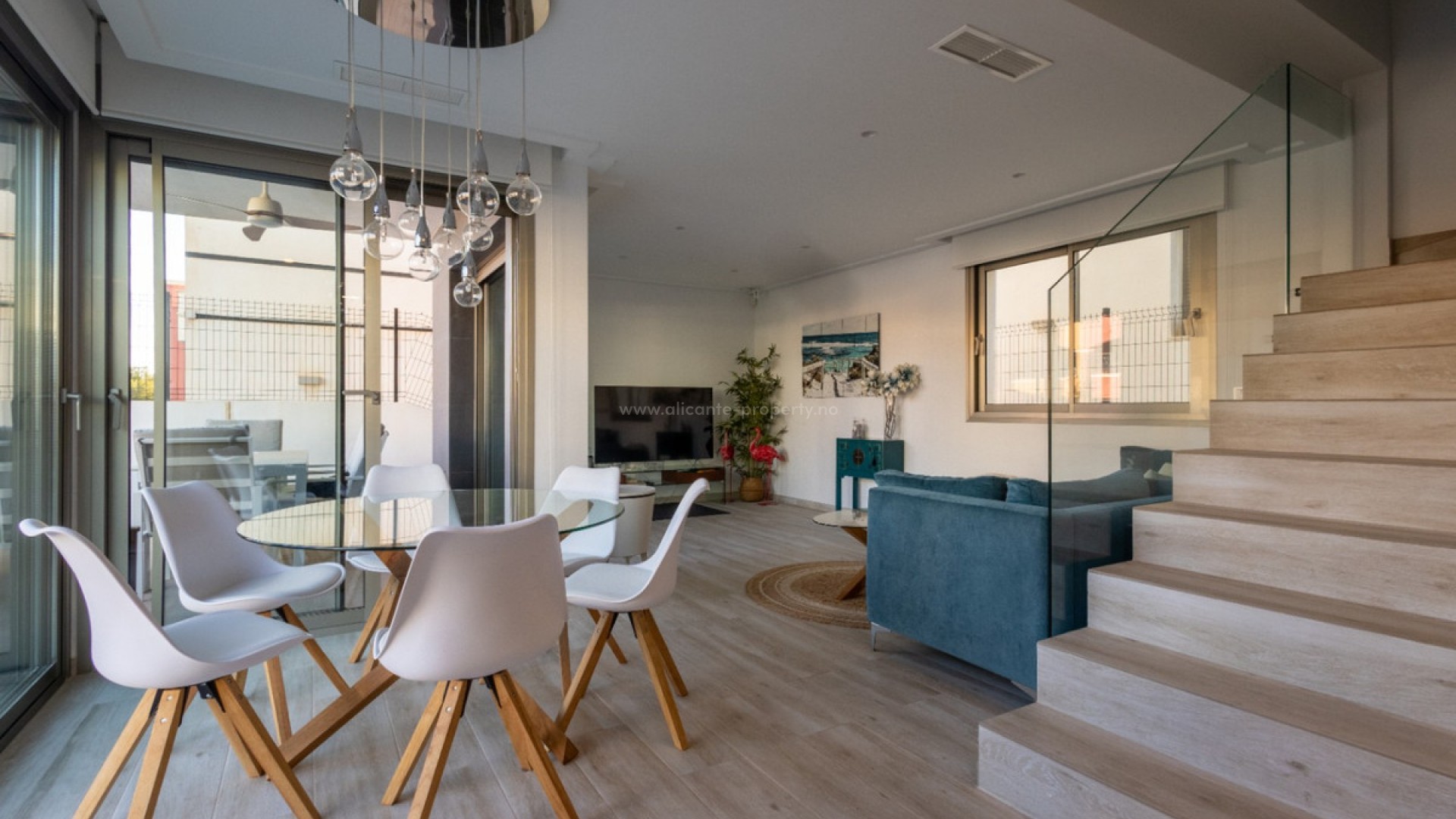 Hus / Villa i PAU 26