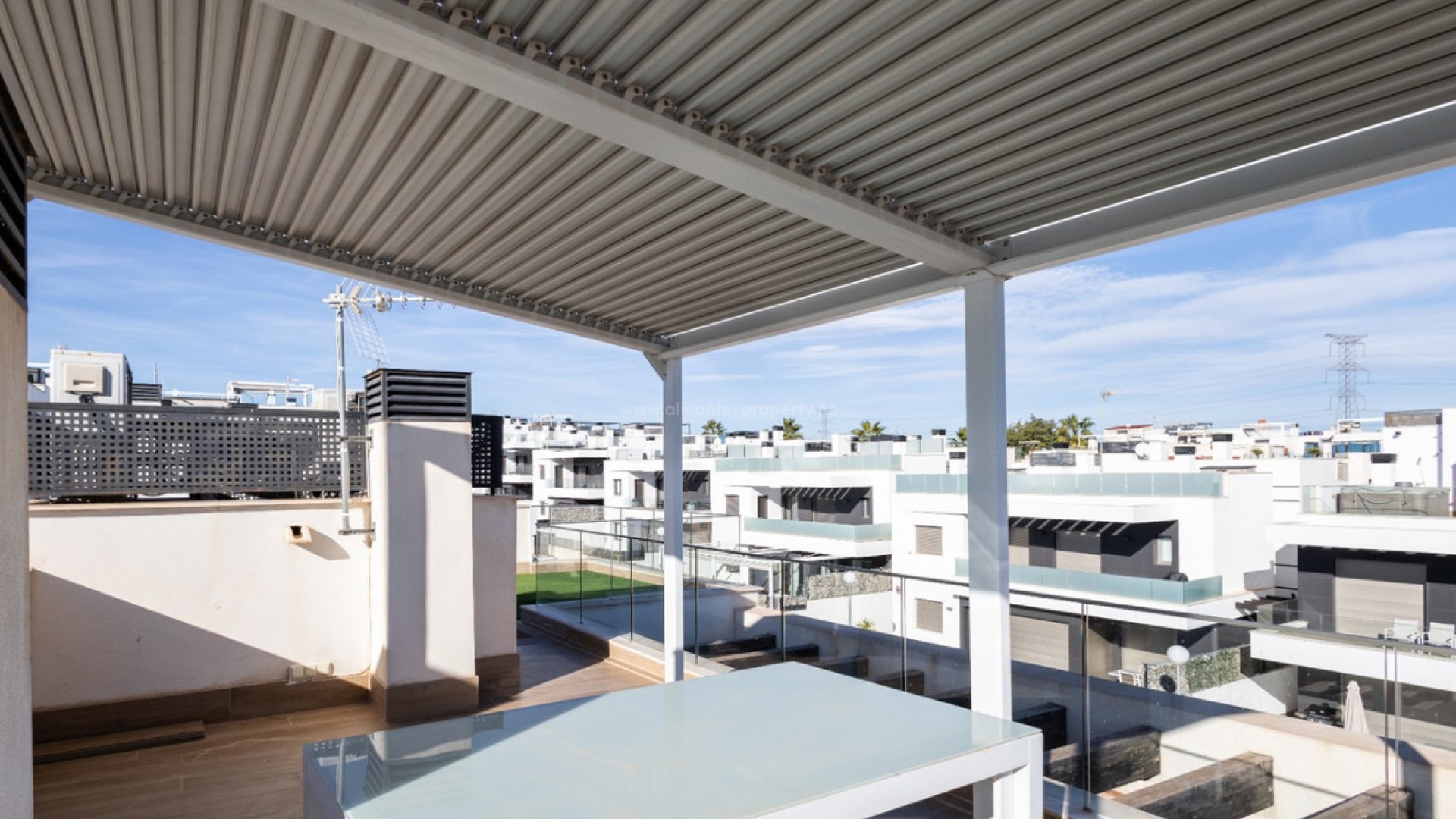 Hus / Villa i PAU 26