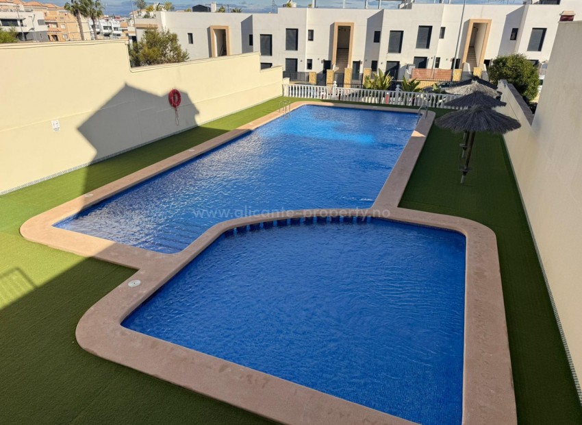 Hus / Villa i PAU 26