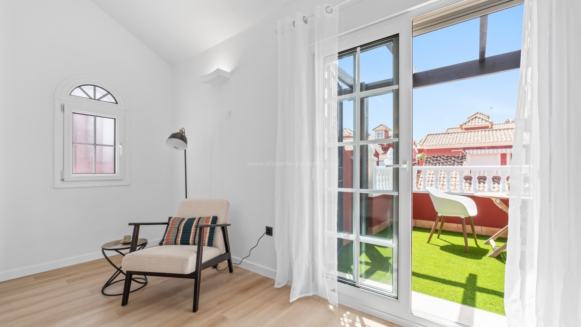 Hus / Villa i PAU 26