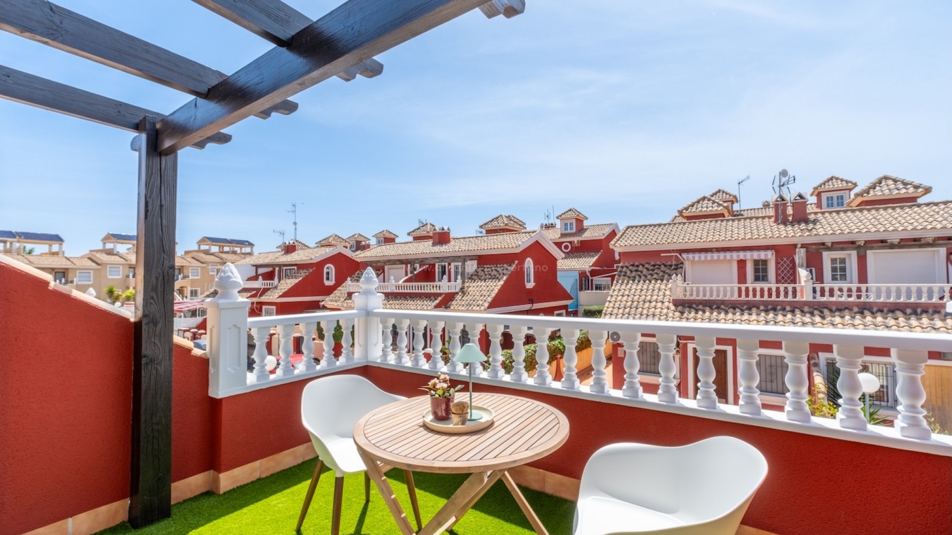 Hus / Villa i PAU 26