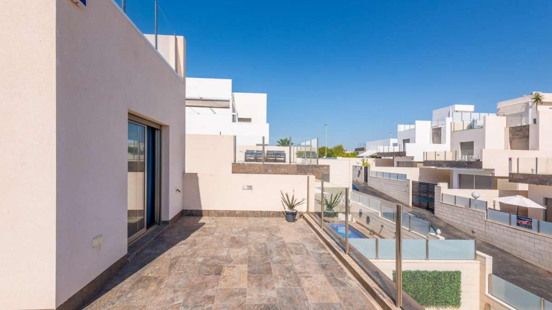 Hus / Villa i PAU 26