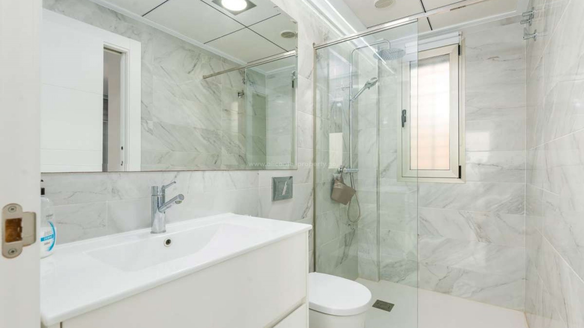 Hus / Villa i PAU 26