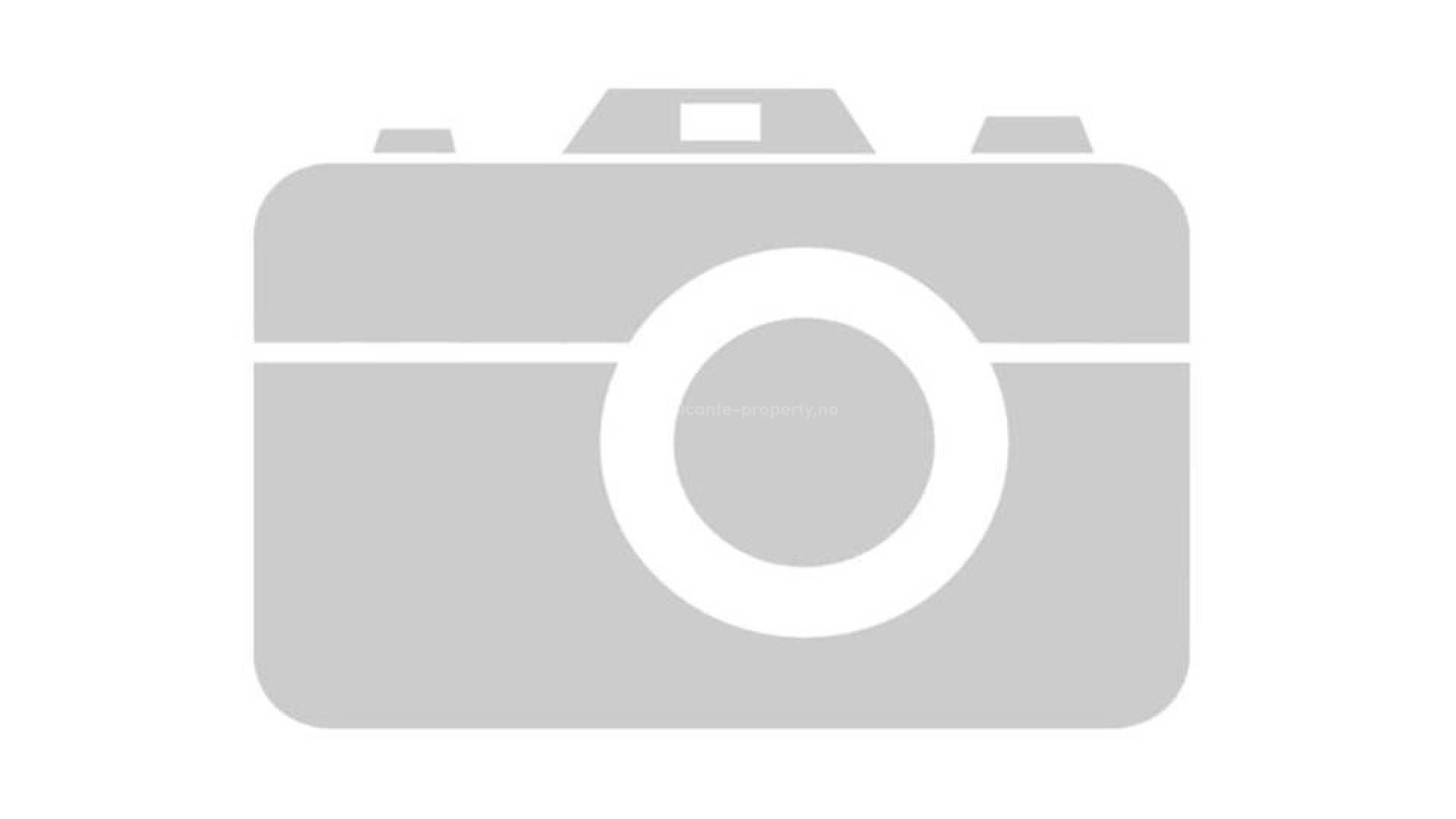 Hus / Villa i Pedreguer Centro