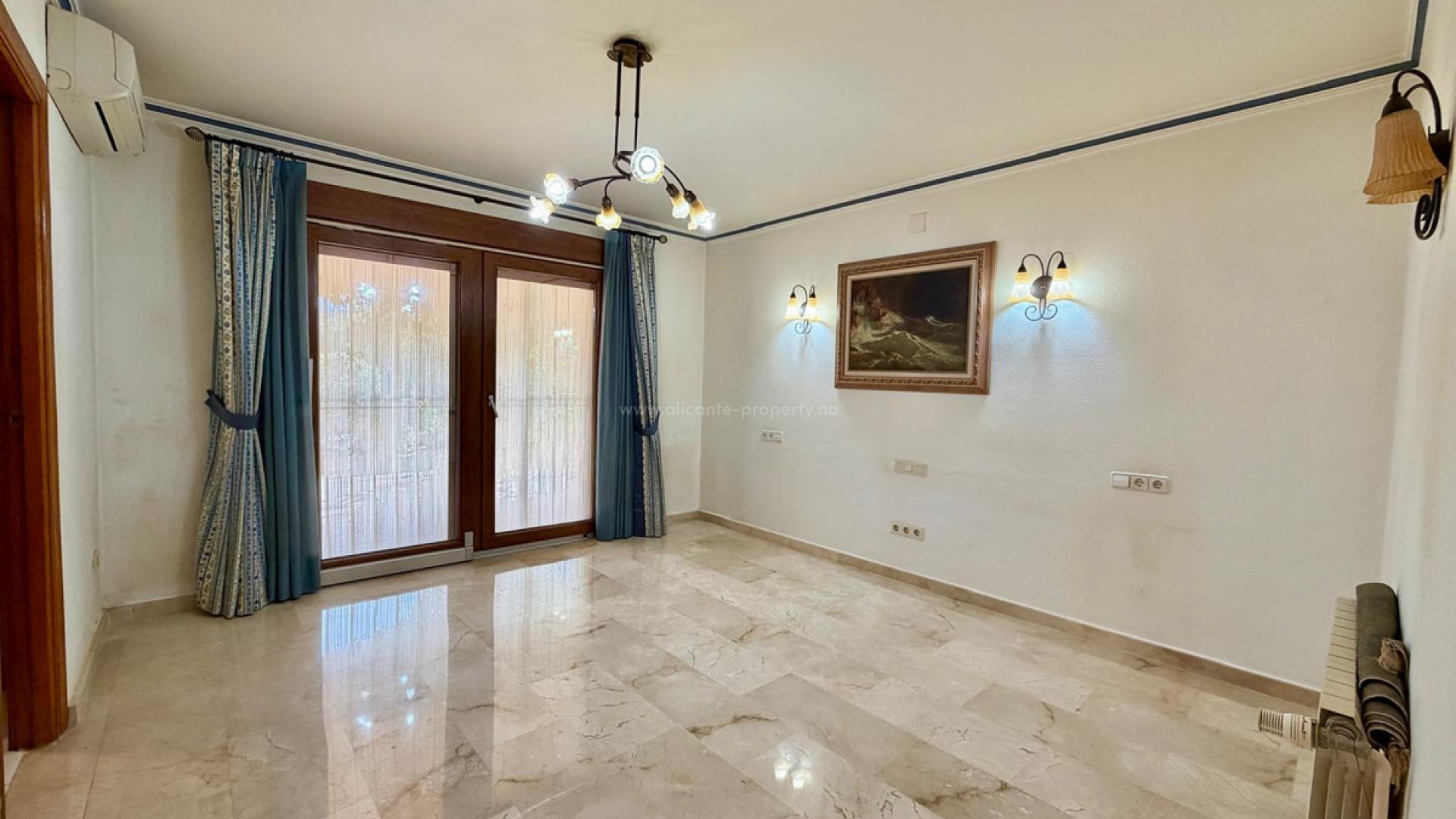 Hus / Villa i Pedreguer Centro