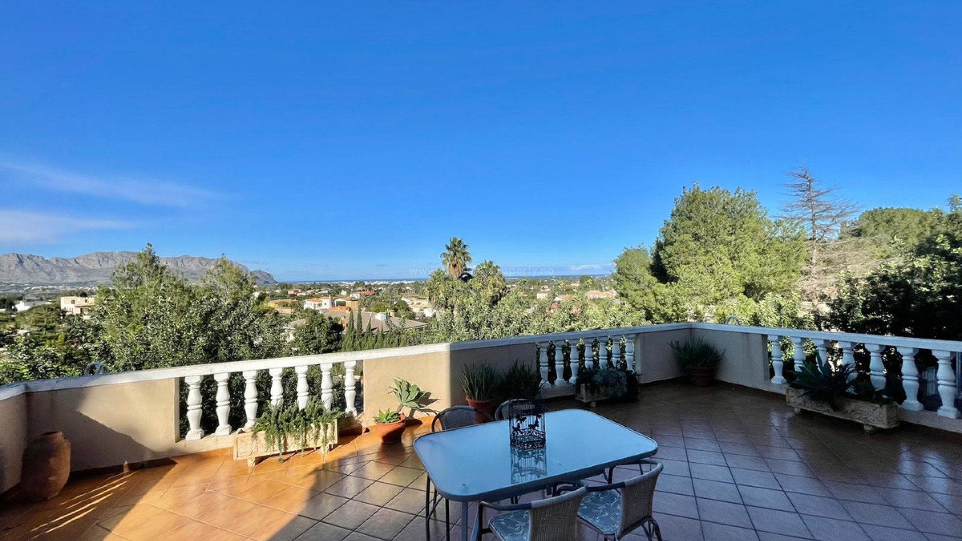 Hus / Villa i Pedreguer Centro