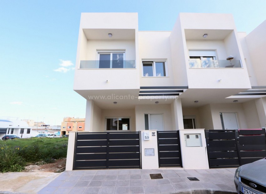 Hus / Villa i Pilar de la Horadada Centro