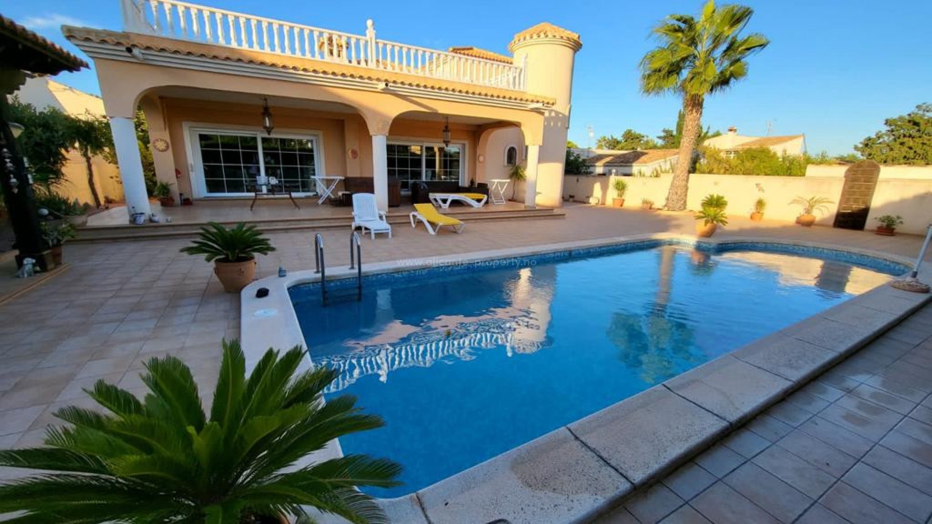 Hus / Villa i Playa Flamenca
