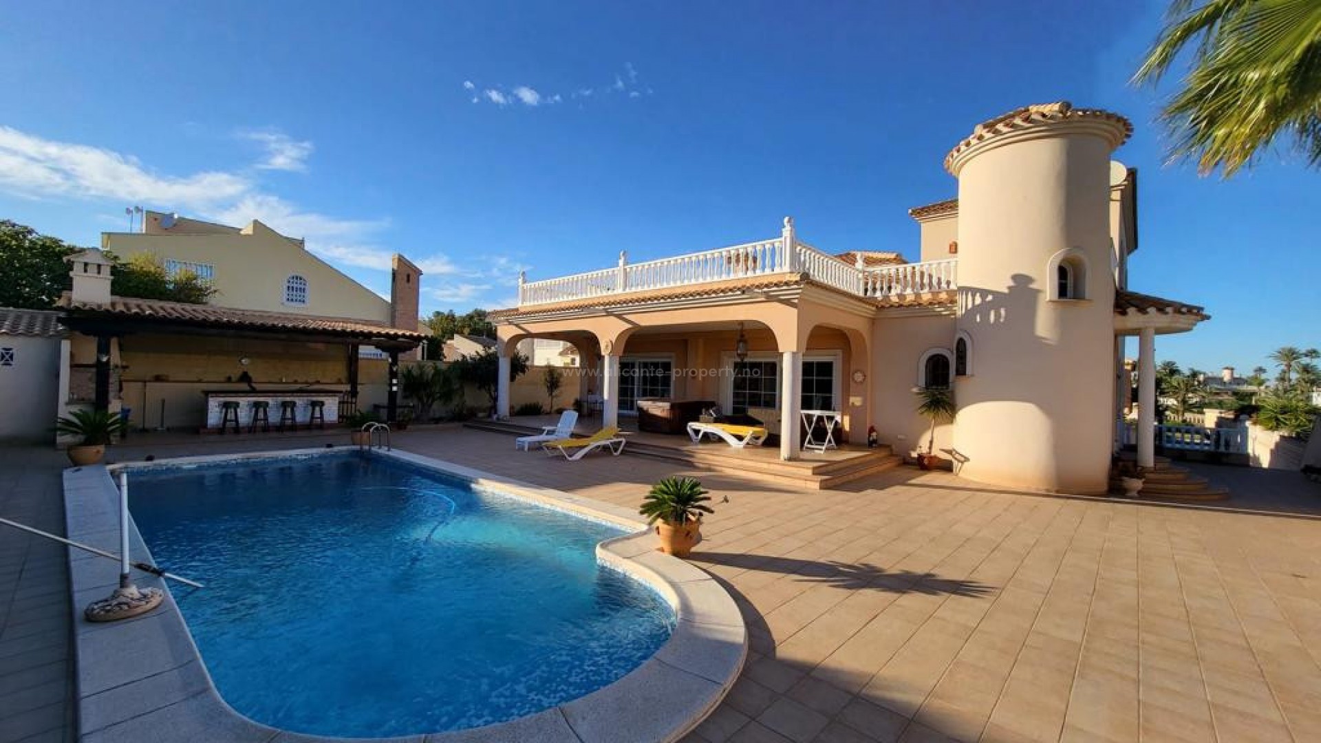 Hus / Villa i Playa Flamenca