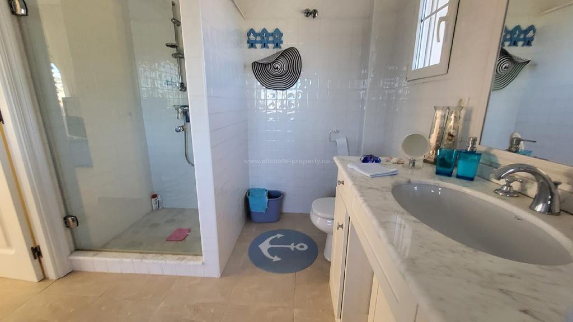 Hus / Villa i Playa Flamenca