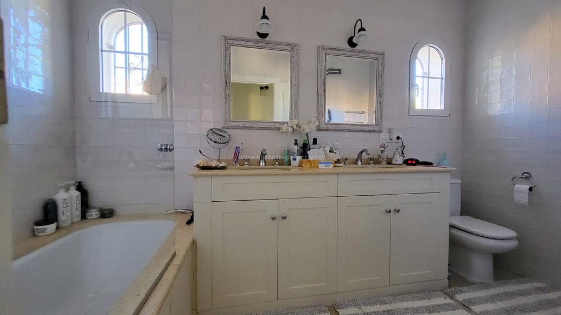 Hus / Villa i Playa Flamenca