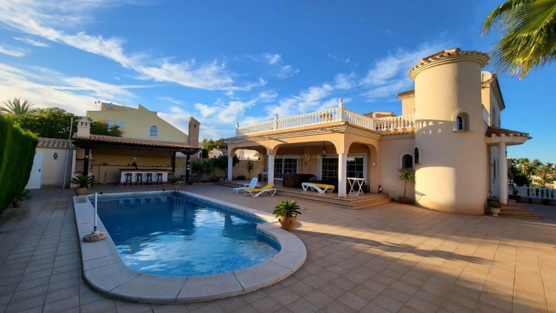 Hus / Villa i Playa Flamenca