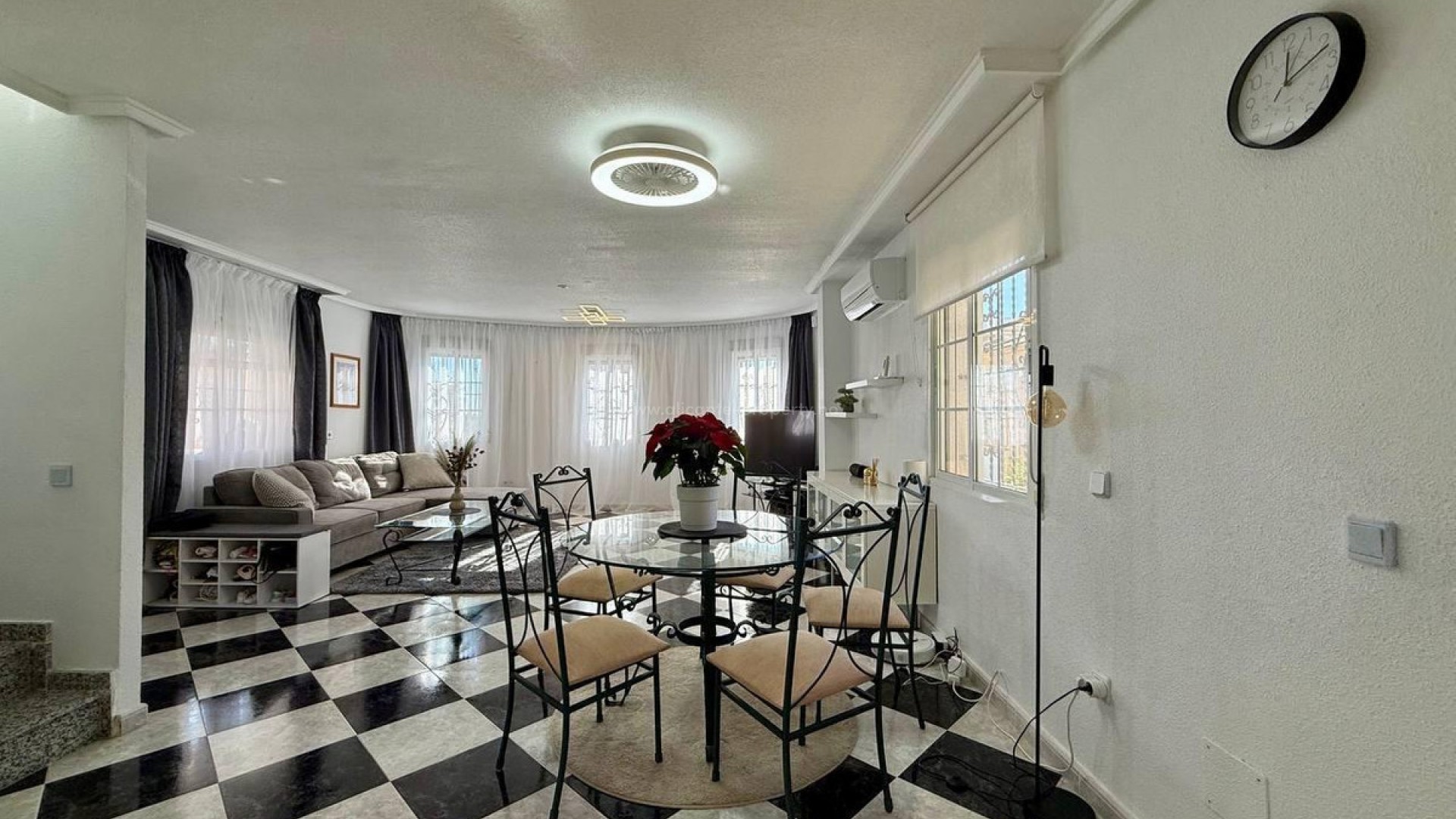 Hus / Villa i Playa Flamenca