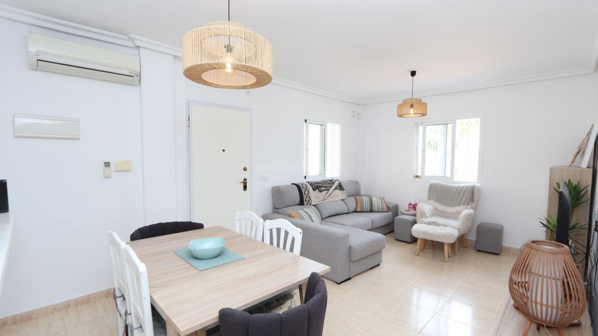 Hus / Villa i Playa Flamenca
