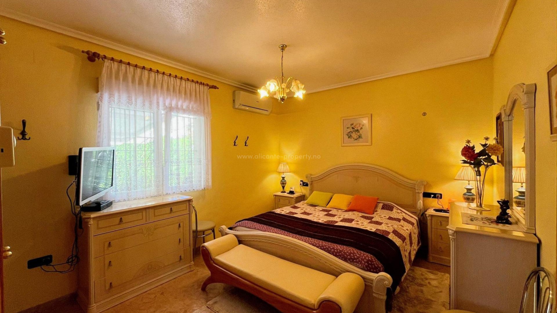 Hus / Villa i Playa Flamenca