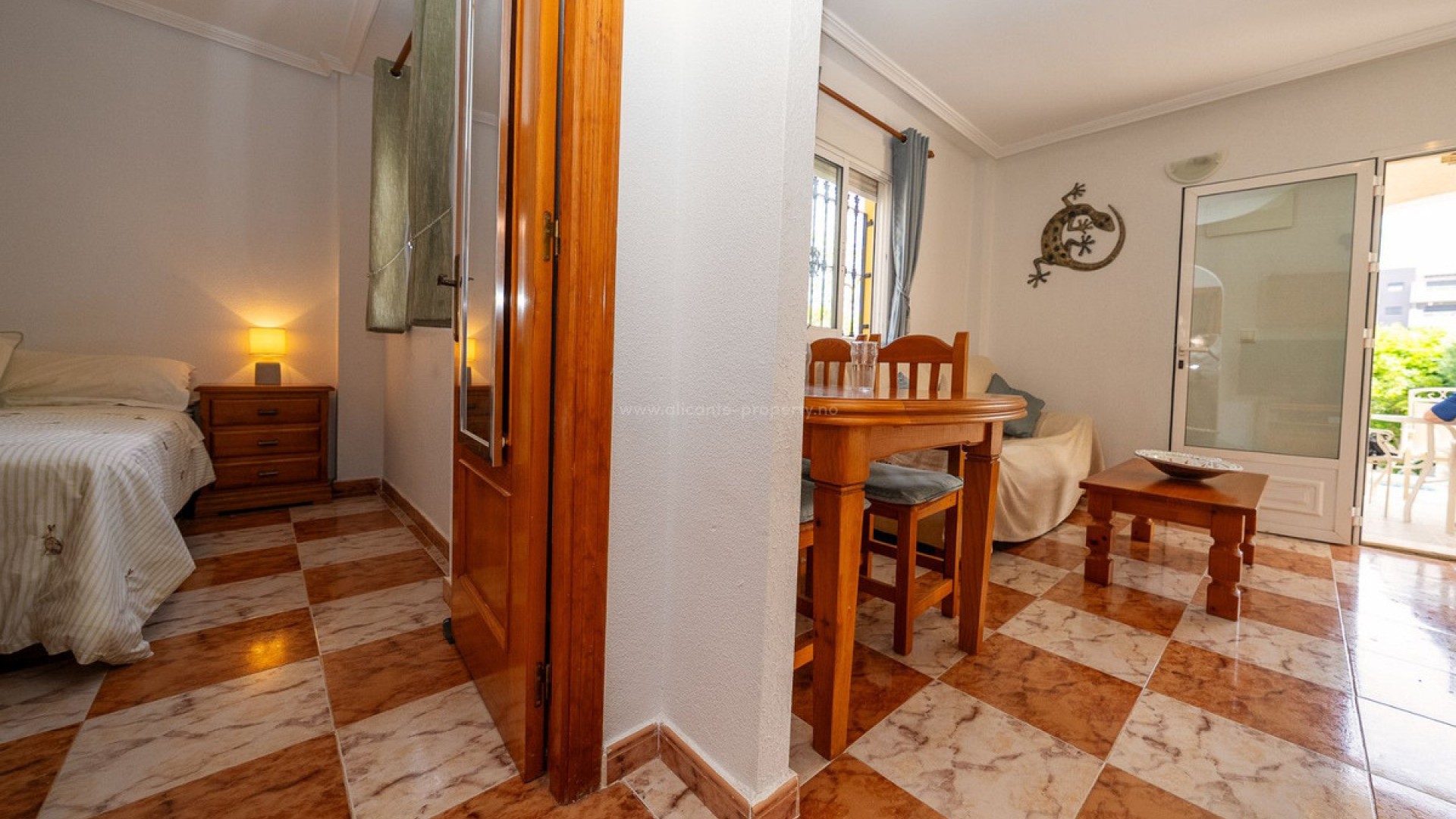 Hus / Villa i Playa Flamenca
