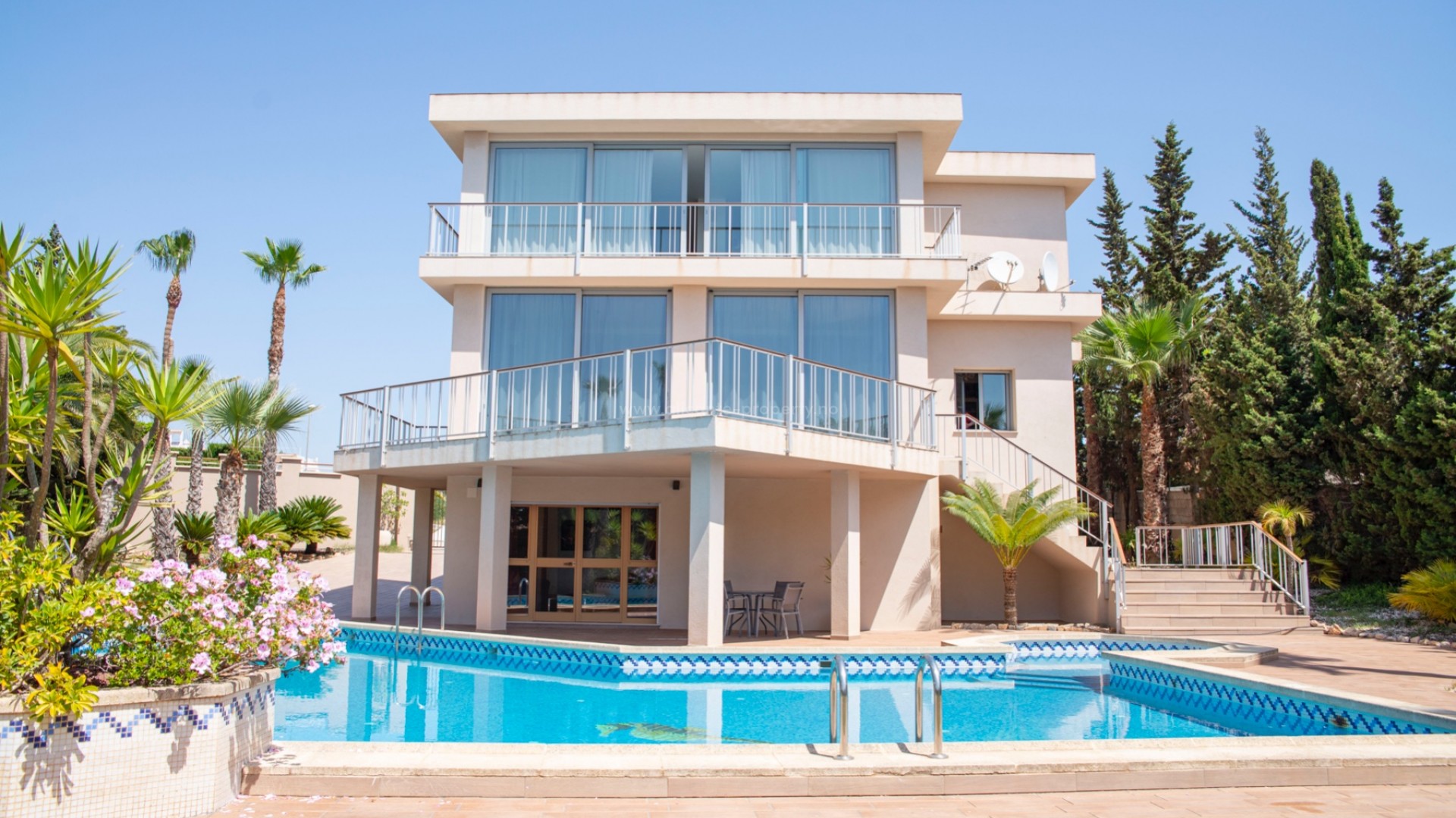 Hus / Villa i Pueblo Bravo