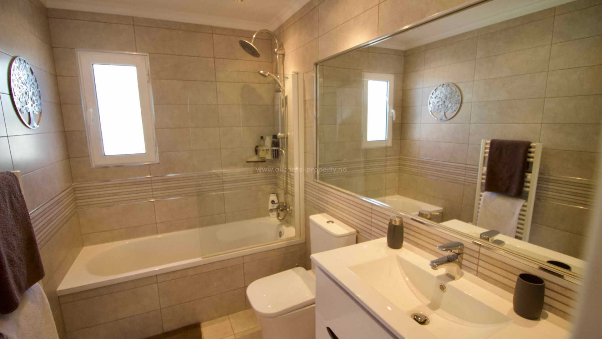 Hus / Villa i Pueblo Bravo