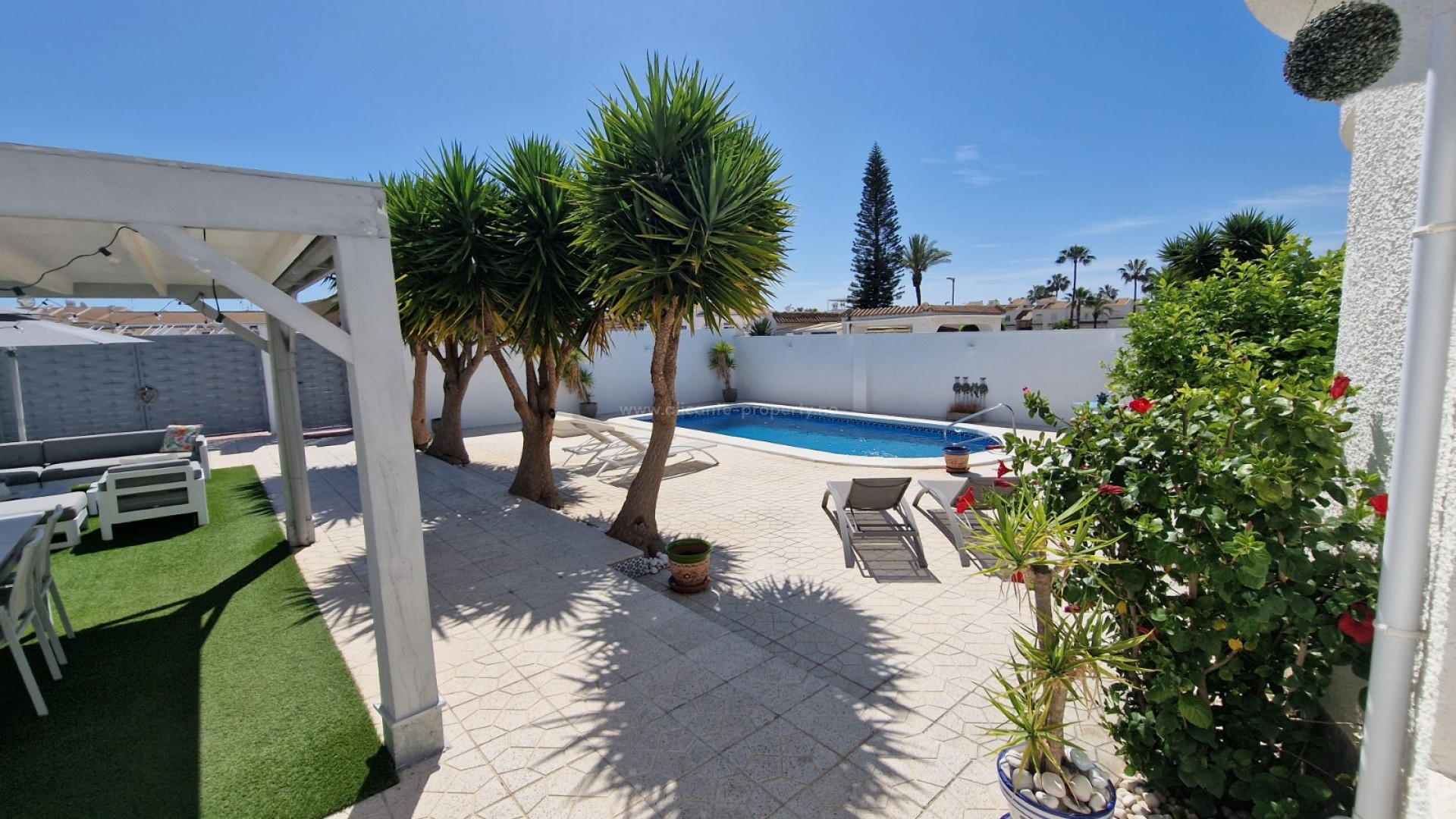 Hus / Villa i Pueblo Bravo
