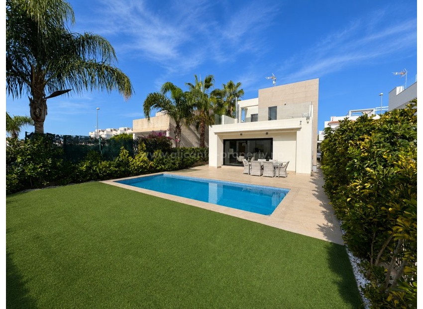 Hus / Villa i Pueblo Bravo