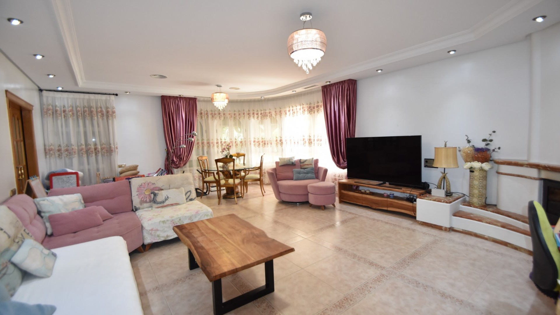 Hus / Villa i Redovan