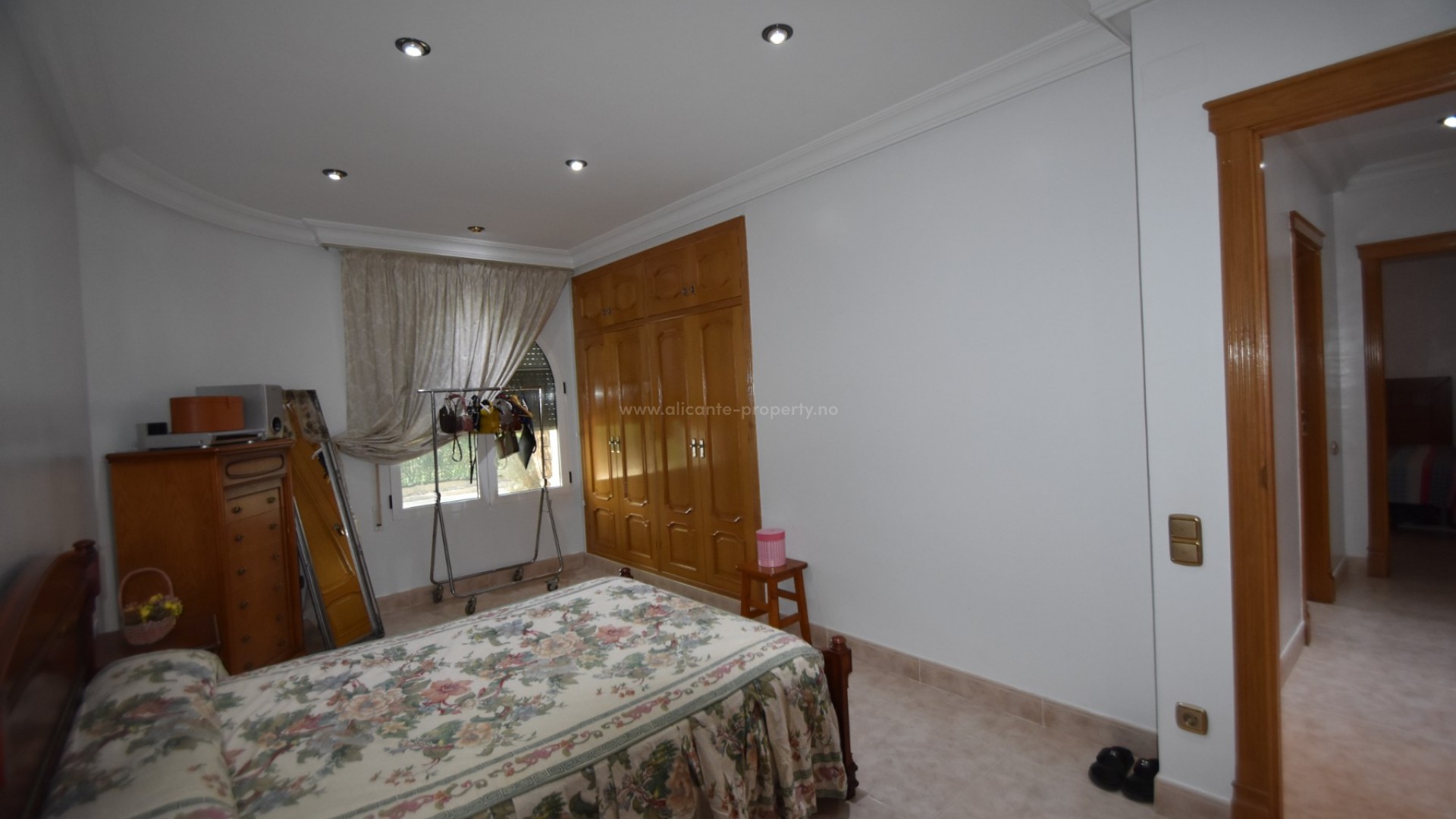 Hus / Villa i Redovan