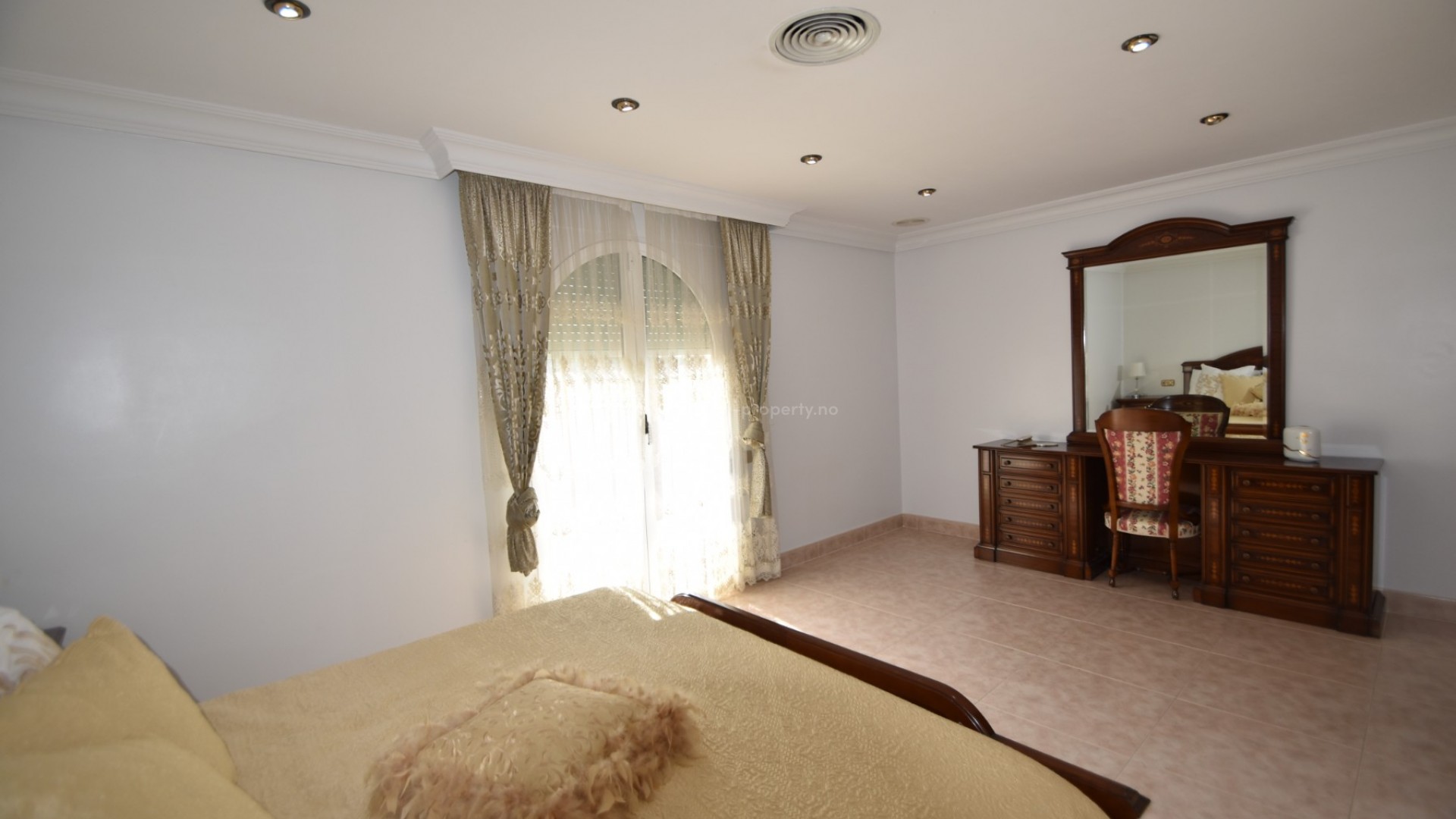 Hus / Villa i Redovan