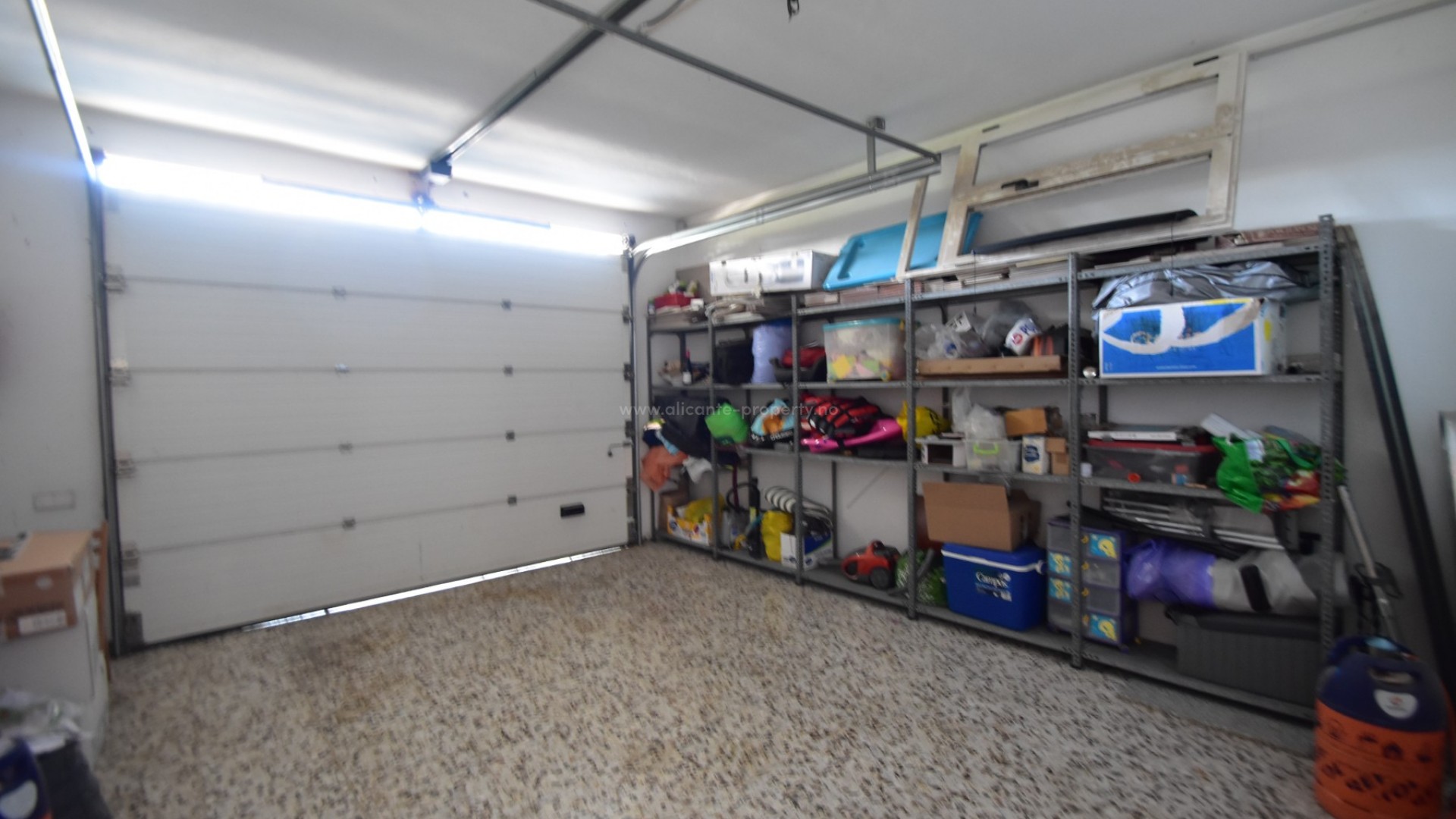 Hus / Villa i Redovan