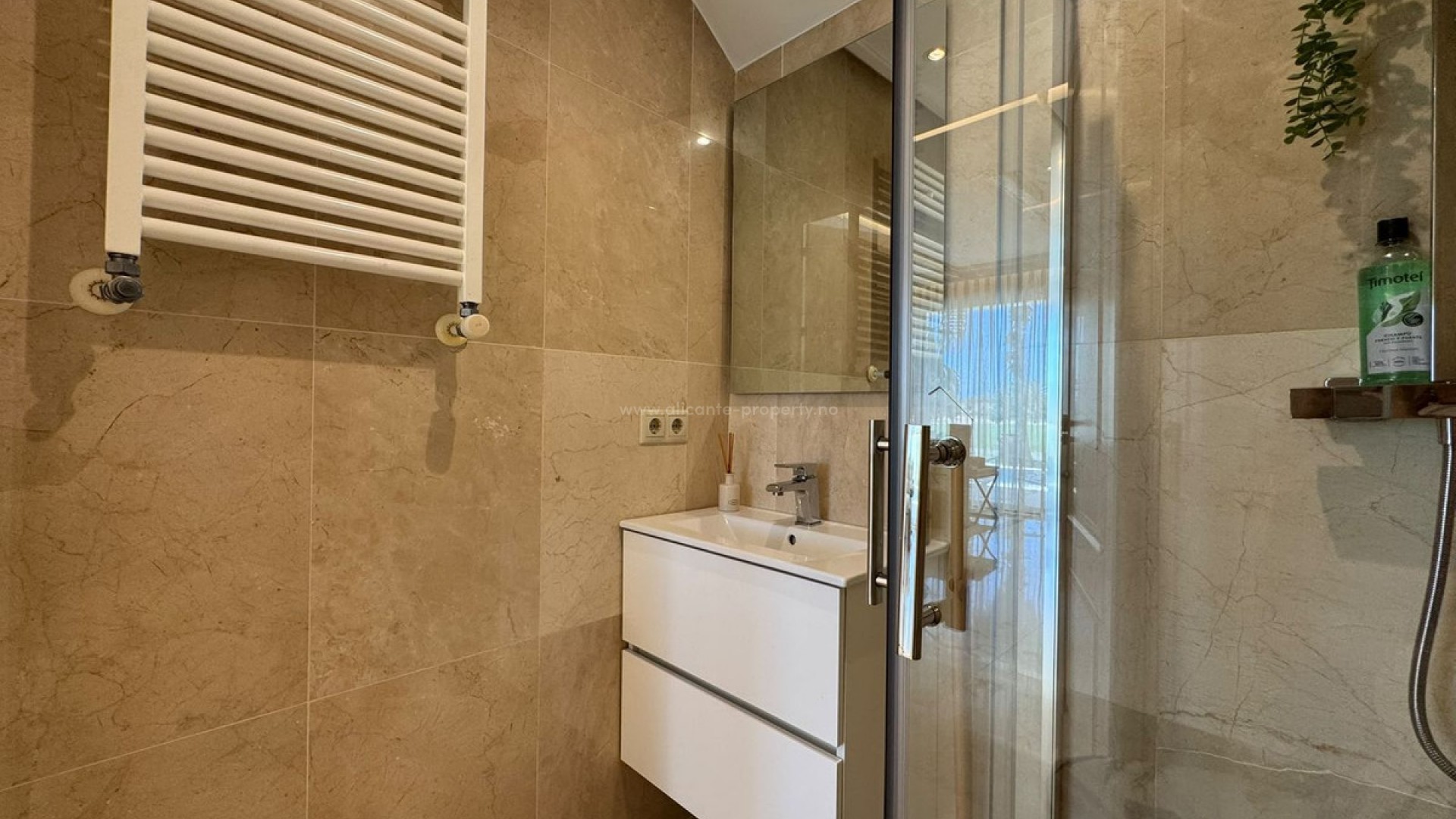 Hus / Villa i Roda