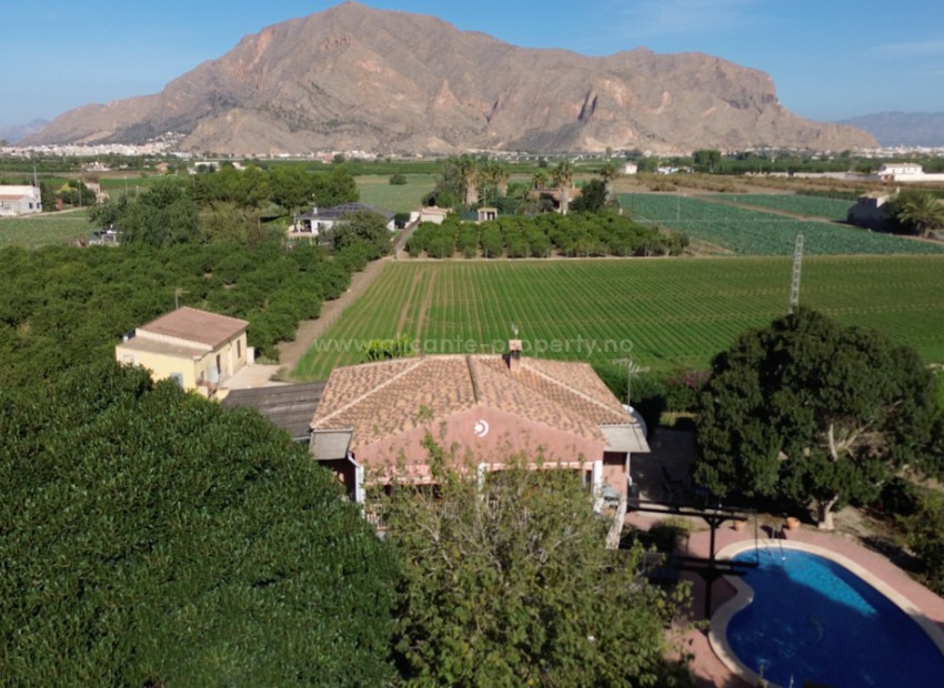 Hus / Villa i San Bartolome