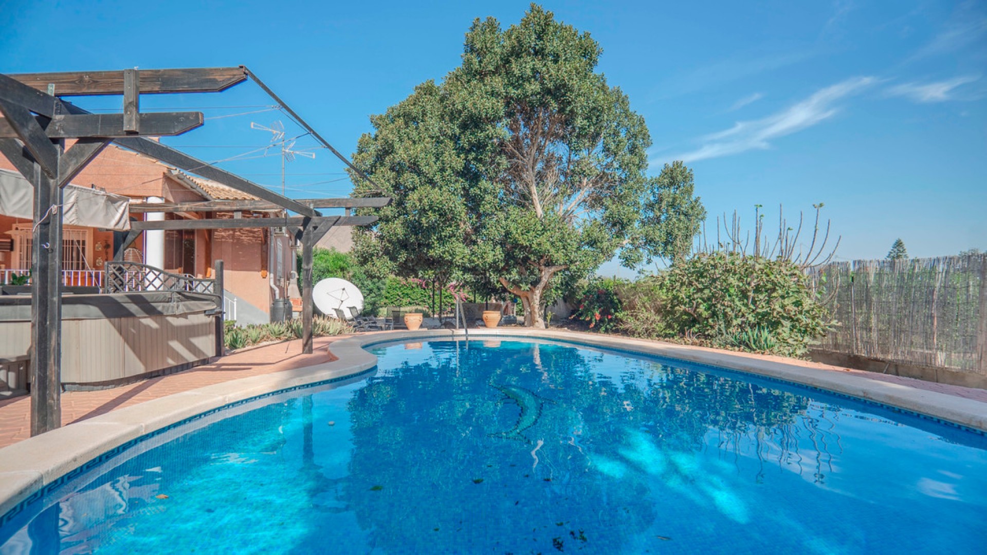 Hus / Villa i San Bartolome