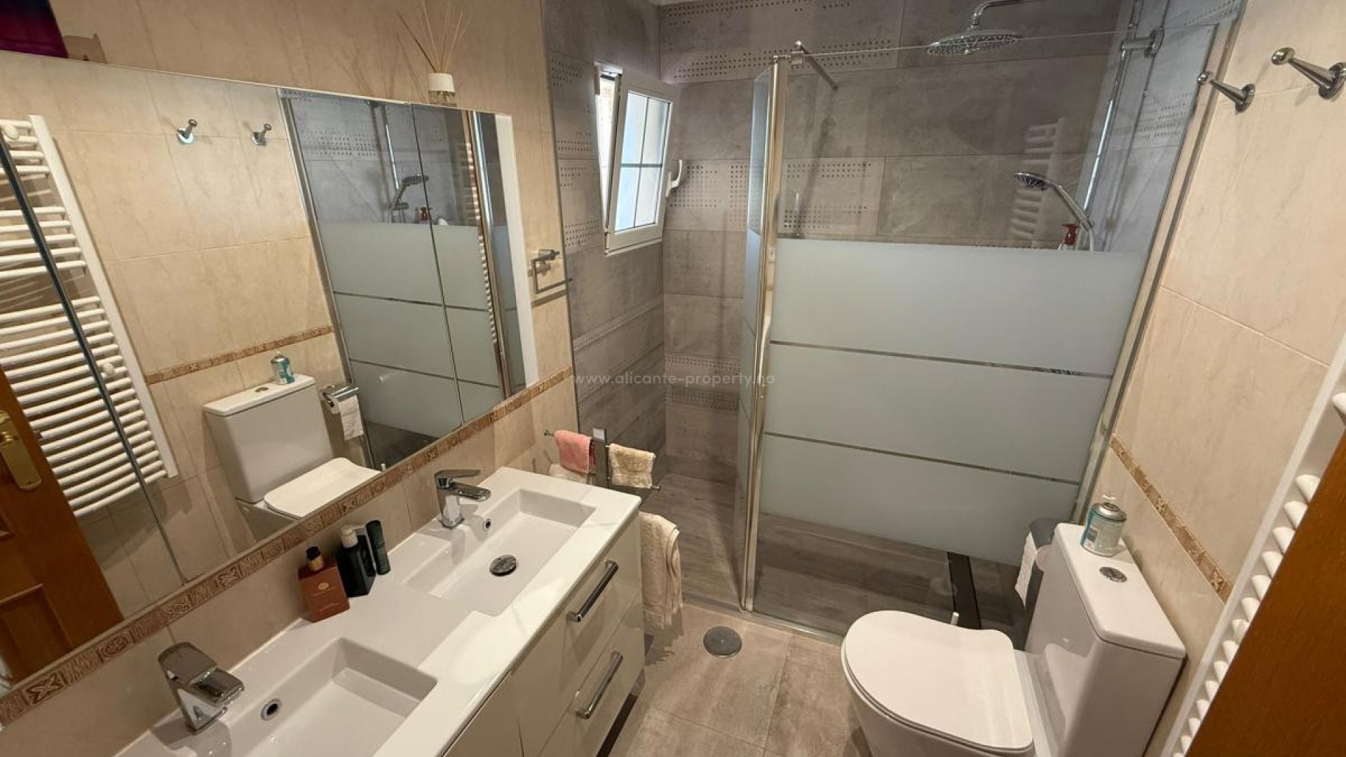 Hus / Villa i San Miguel de Salinas Centro