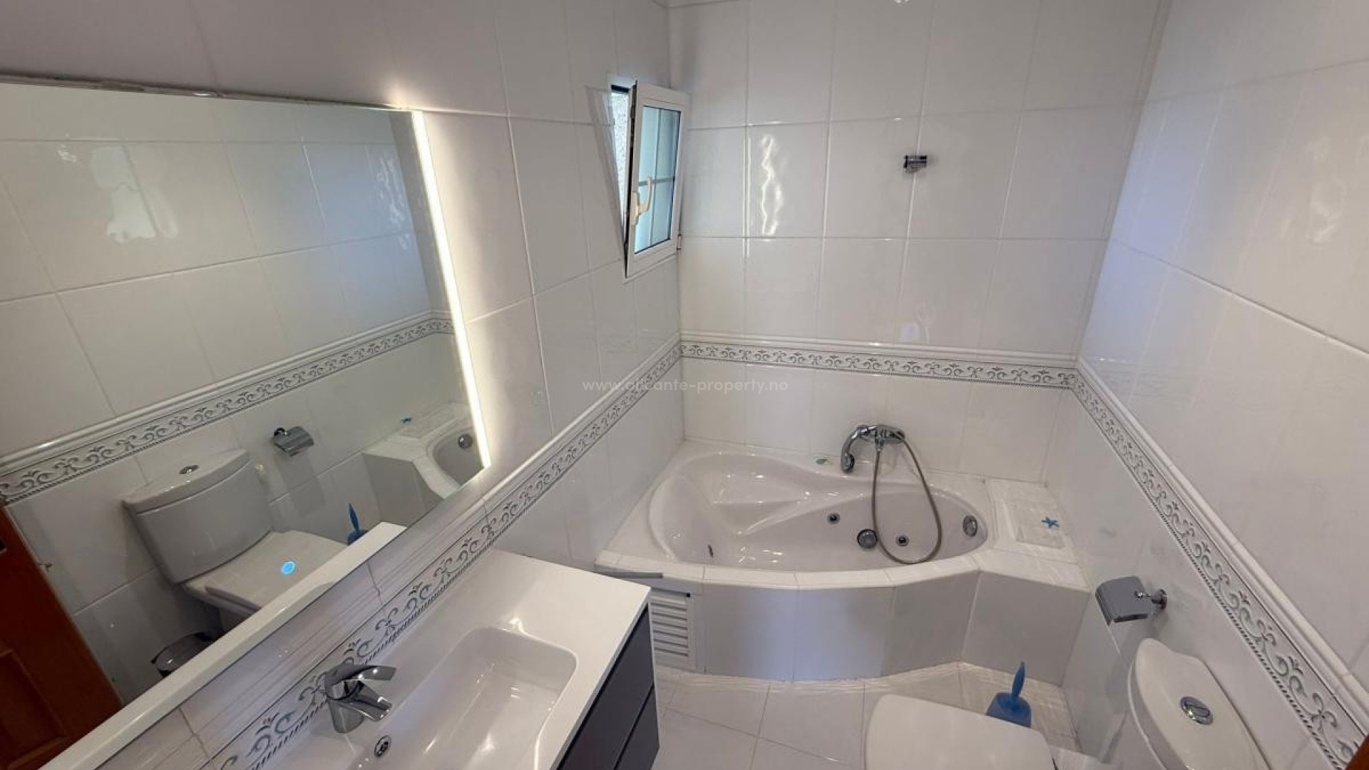 Hus / Villa i San Miguel de Salinas Centro