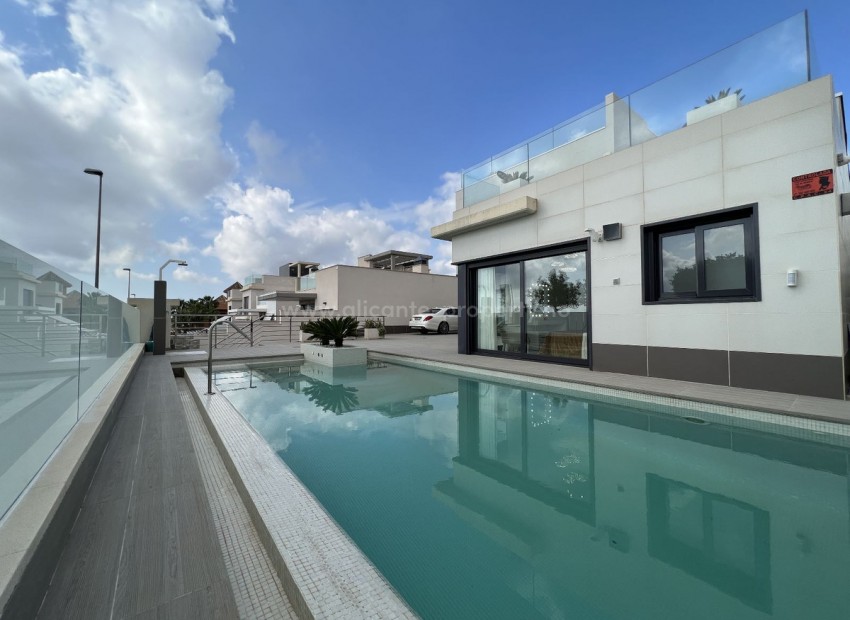 Hus / Villa i San Miguel de Salinas Centro