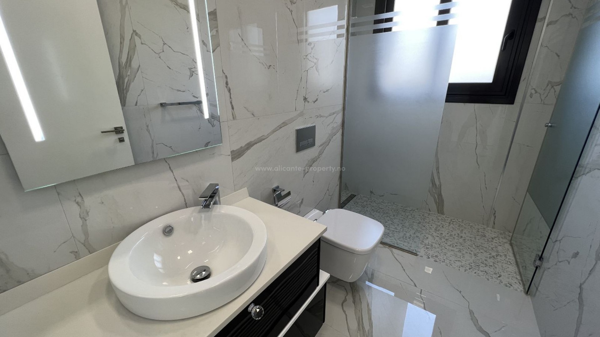 Hus / Villa i San Miguel de Salinas Centro