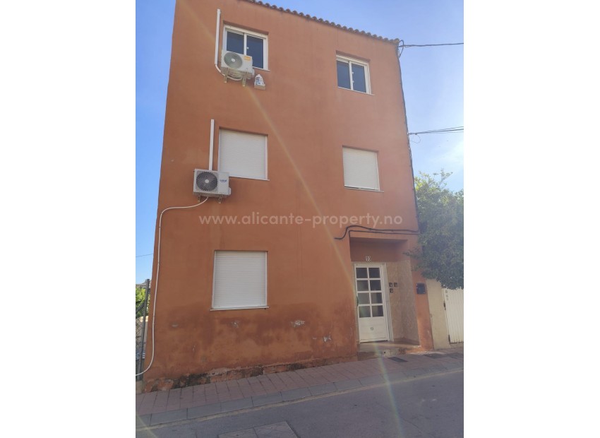 Hus / Villa i San Miguel de Salinas Centro