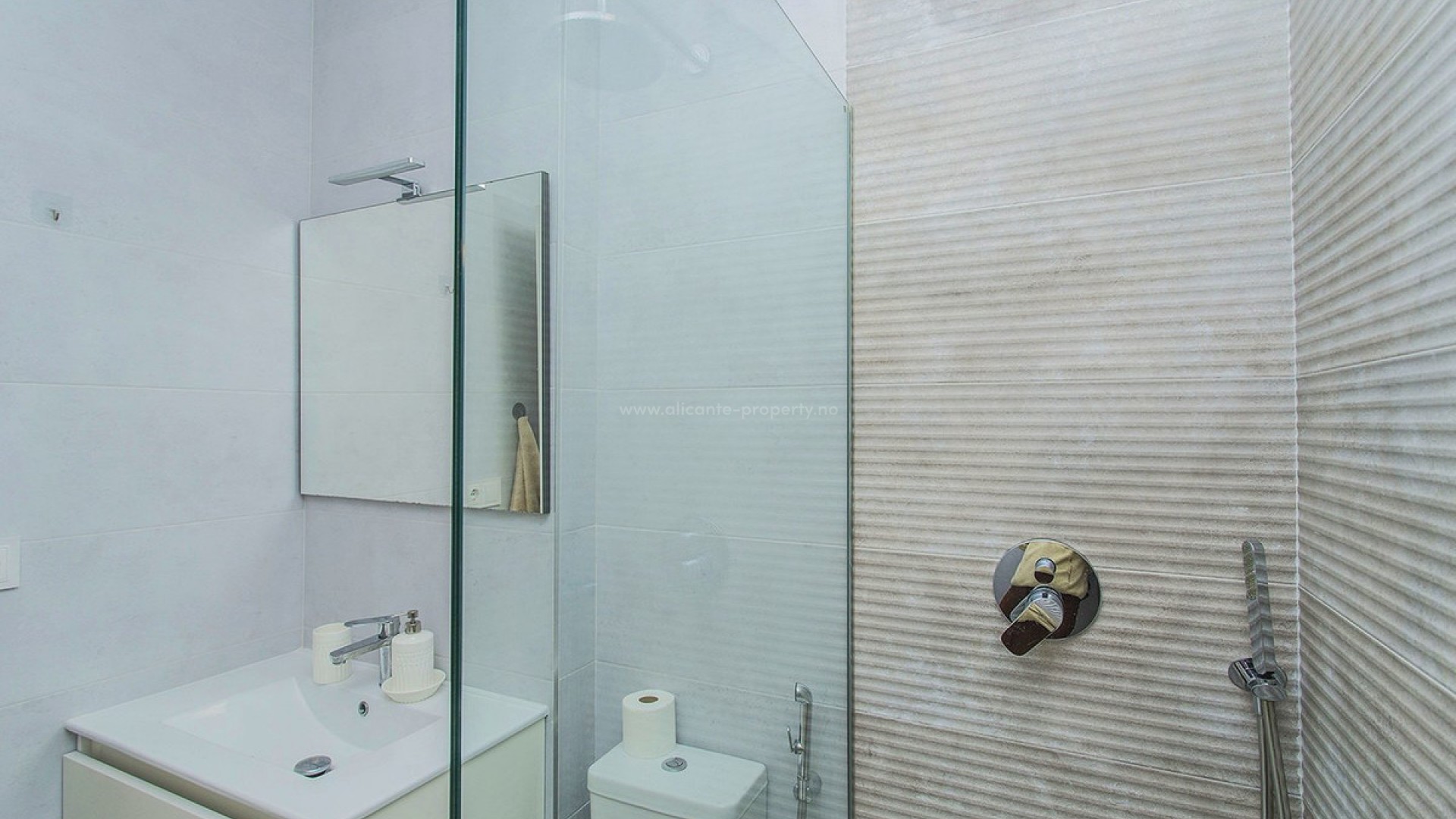 Hus / Villa i San Miguel de Salinas Centro