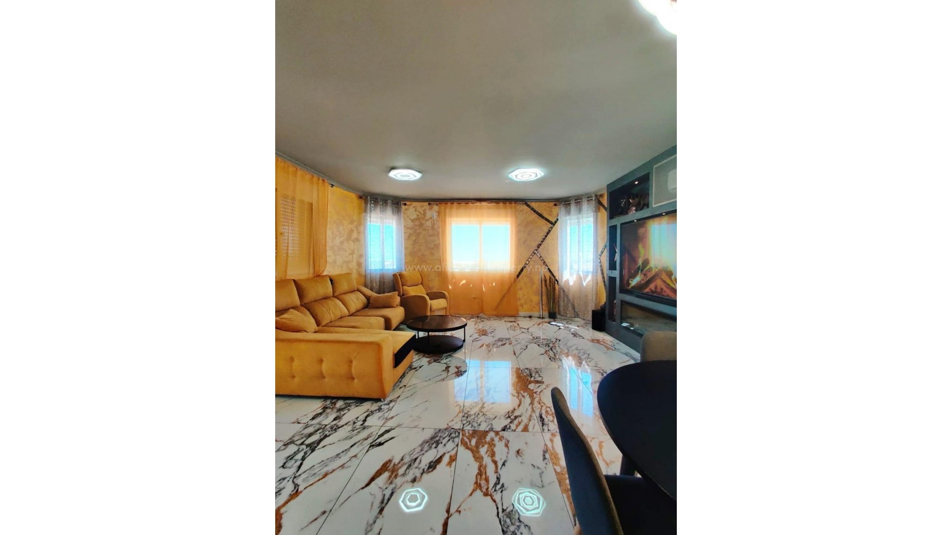 Hus / Villa i San Miguel de Salinas Centro