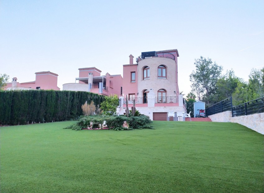 Hus / Villa i San Miguel de Salinas Centro