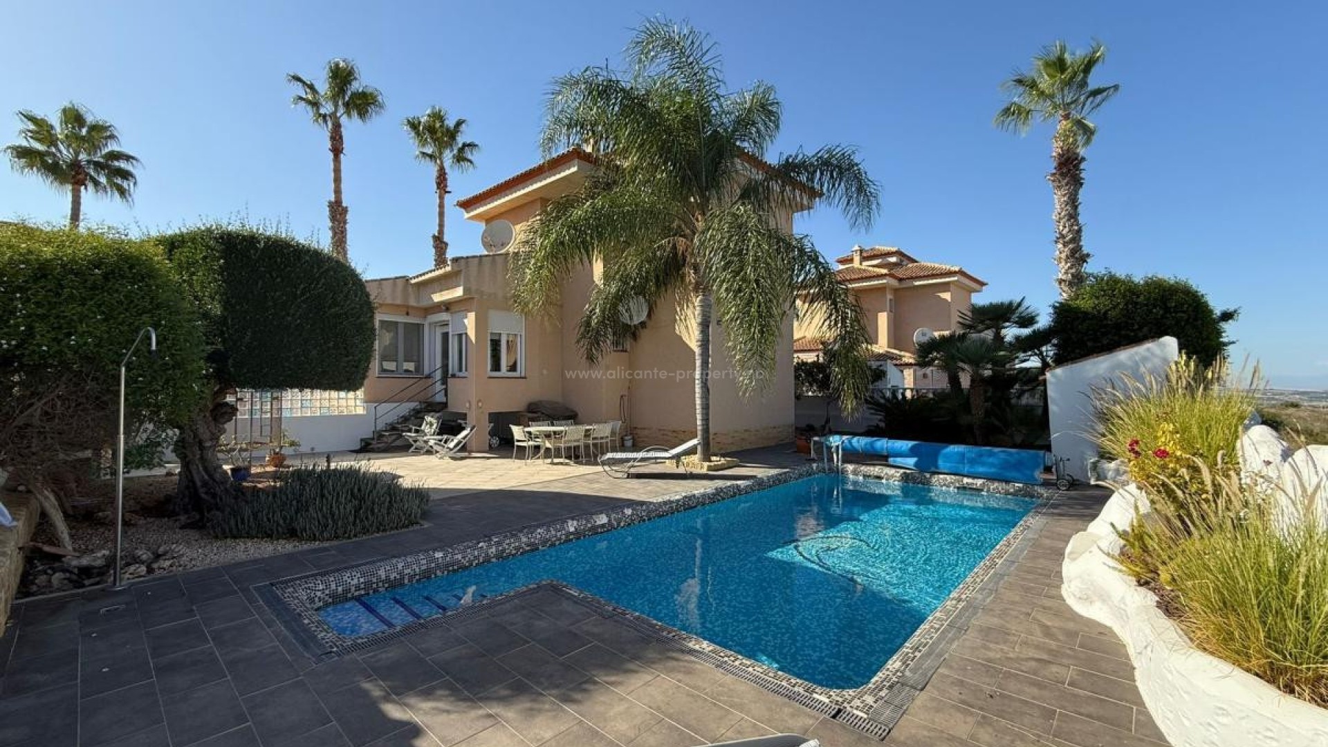 Hus / Villa i San Miguel de Salinas Centro