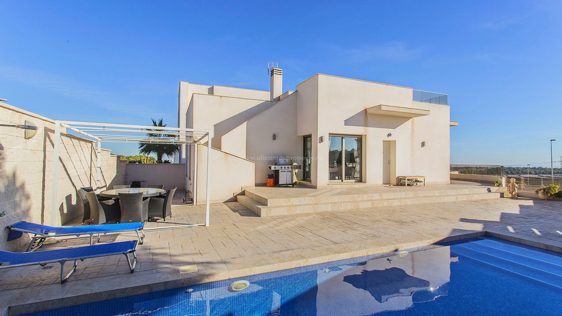 Hus / Villa i San Miguel de Salinas Centro