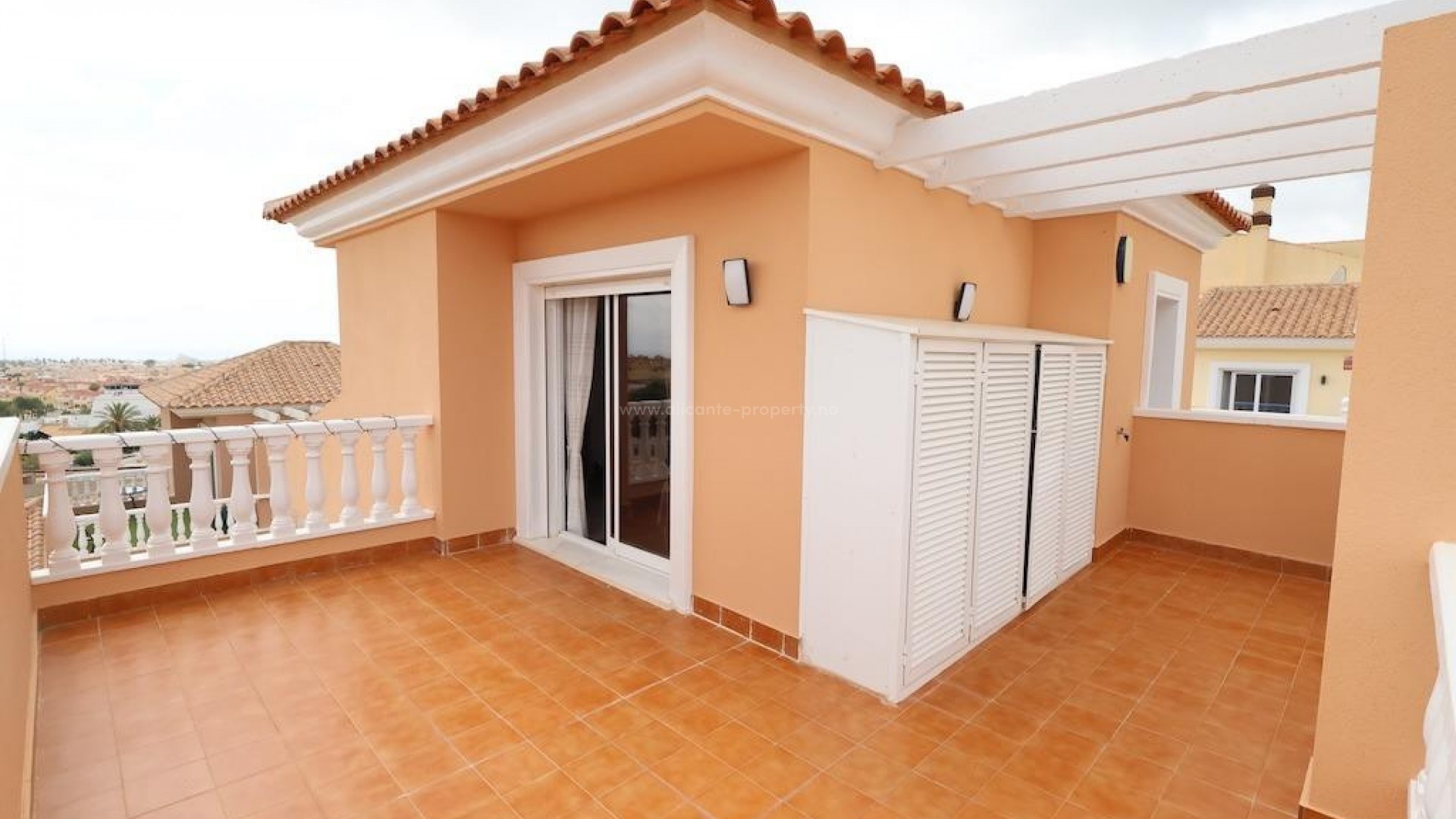 Hus / Villa i San Miguel de Salinas Centro