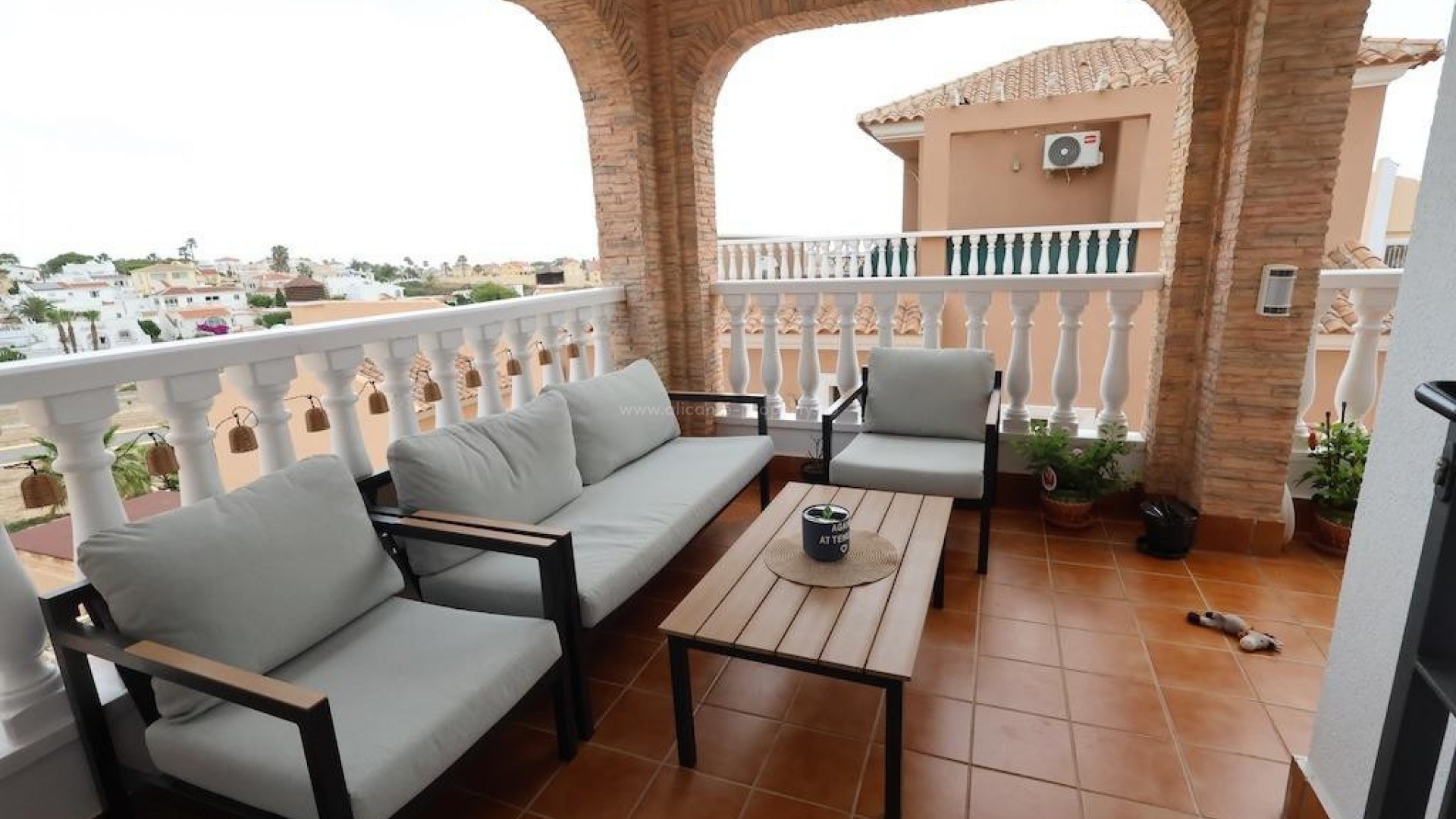 Hus / Villa i San Miguel de Salinas Centro