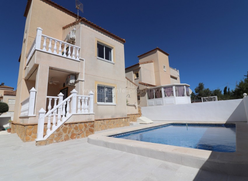 Hus / Villa i San Miguel de Salinas Centro