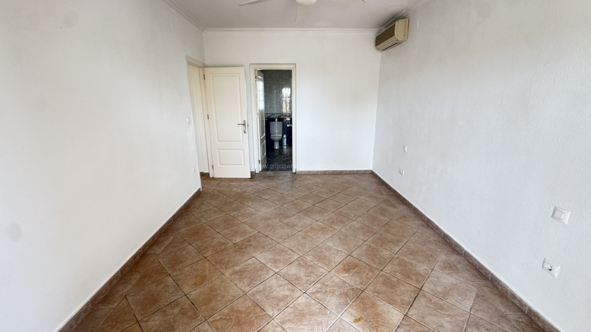 Hus / Villa i San Miguel de Salinas