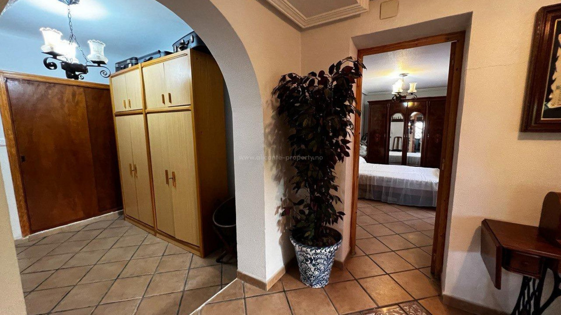 Hus / Villa i San Vicente del Raspeig Centro