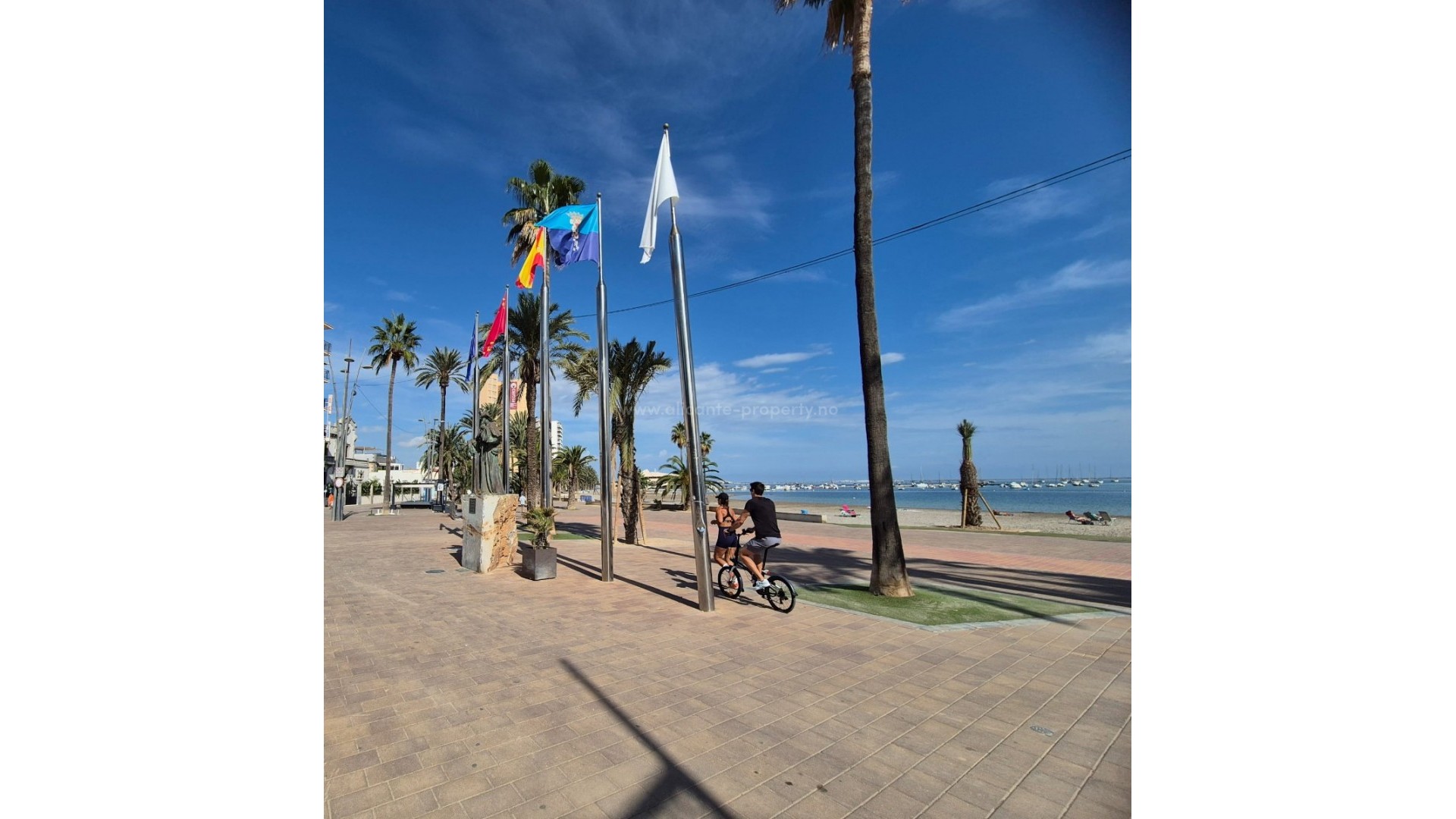 Hus / Villa i Santiago de la Ribera